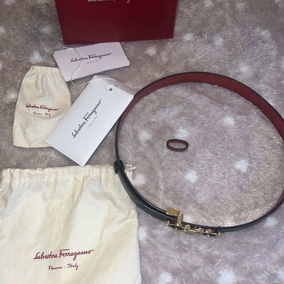 Salvatore Ferragamo belt - Picture 9 of 16